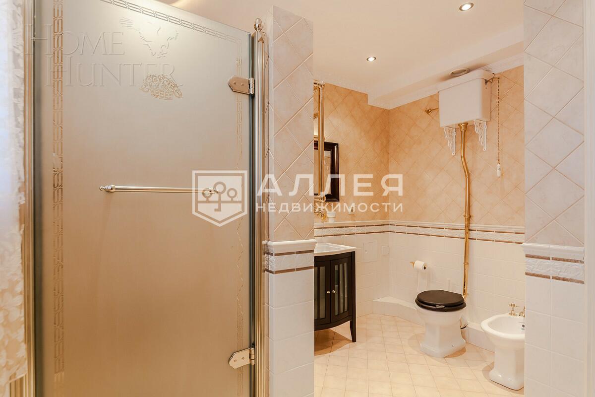 2-этажный коттедж 500 м² с отделкой