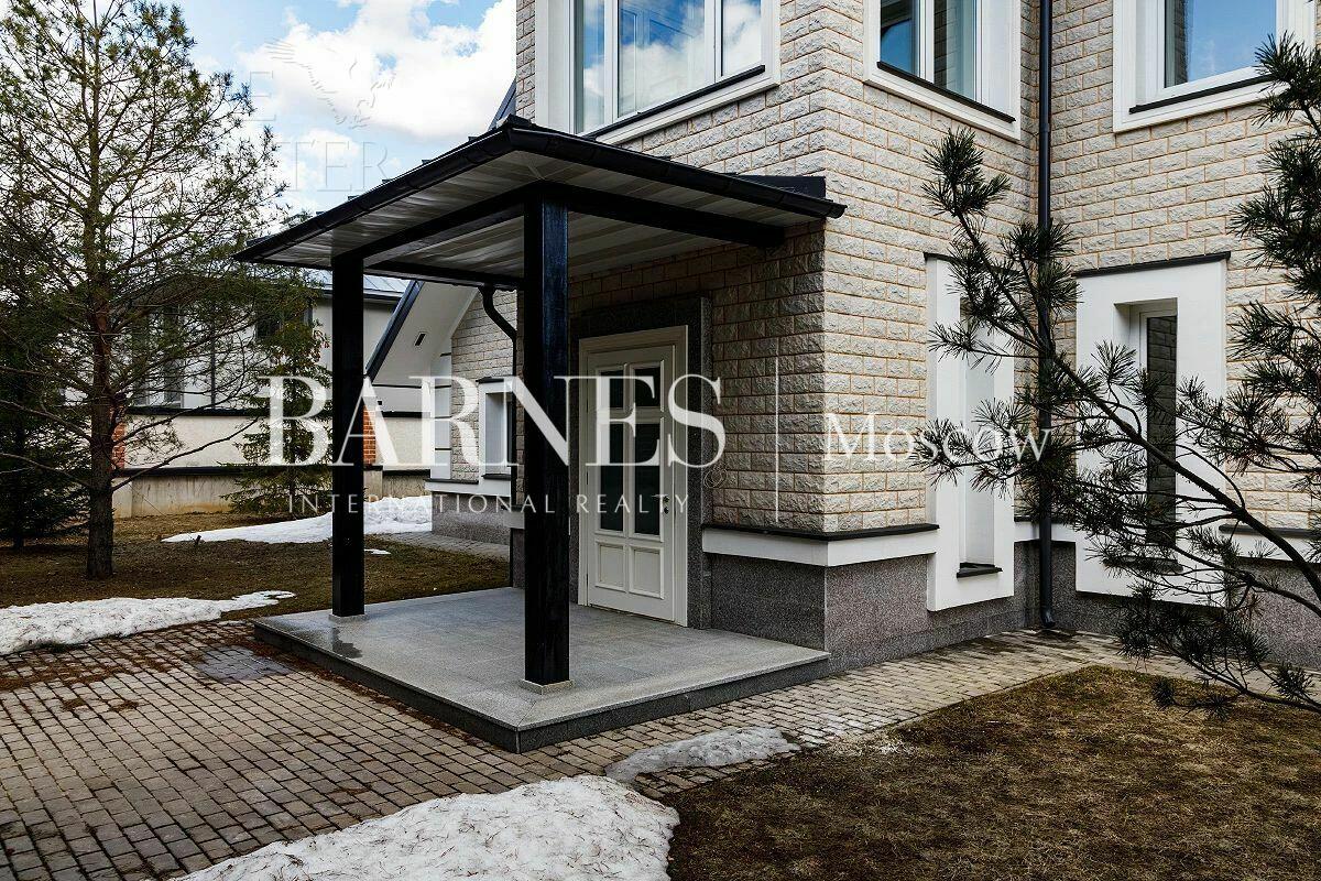 2-этажный коттедж 796 м² с отделкой