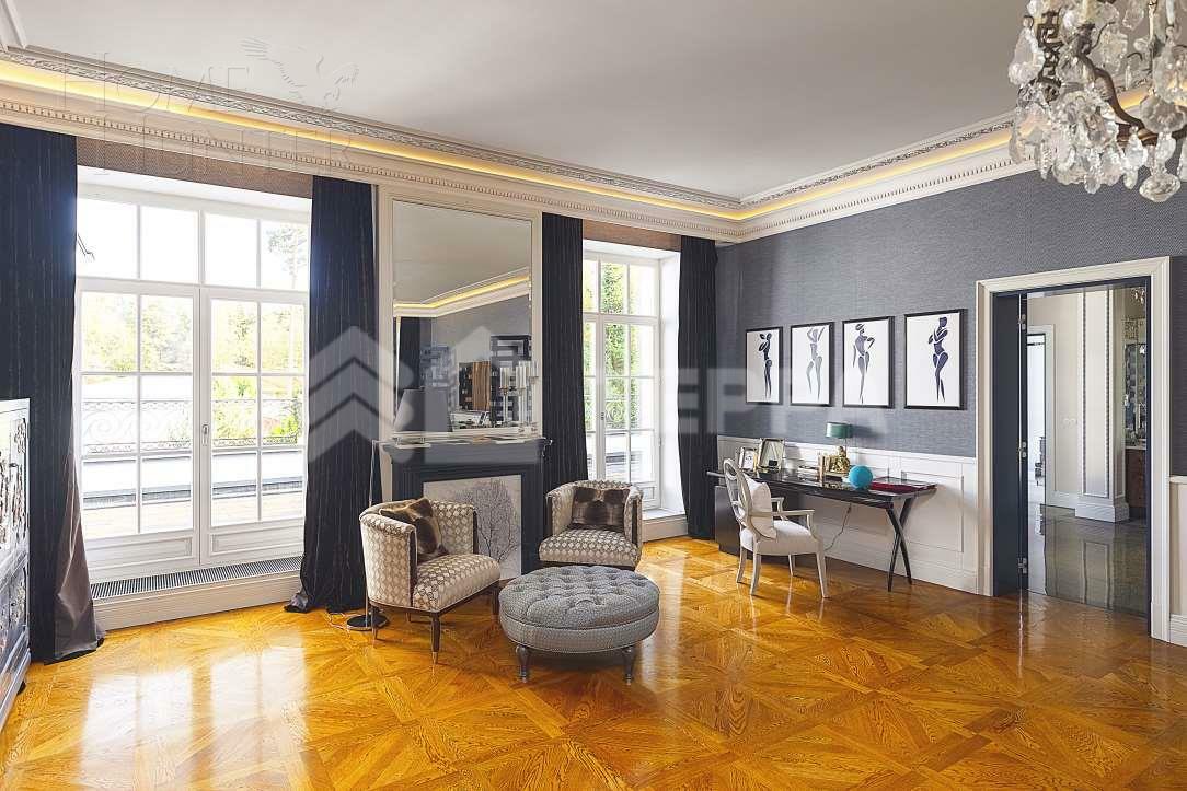 2-этажный коттедж 2 000 м² с отделкой