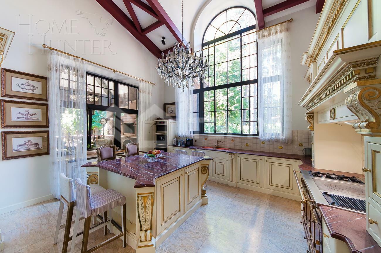 2-этажный коттедж 1 400 м² с отделкой