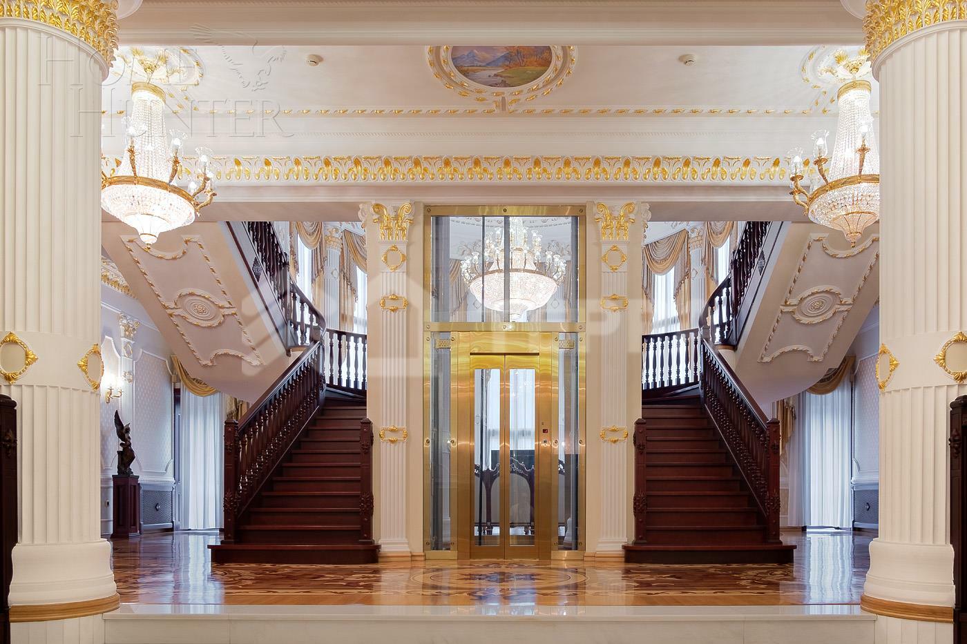 3-этажный коттедж 1 700 м² с отделкой