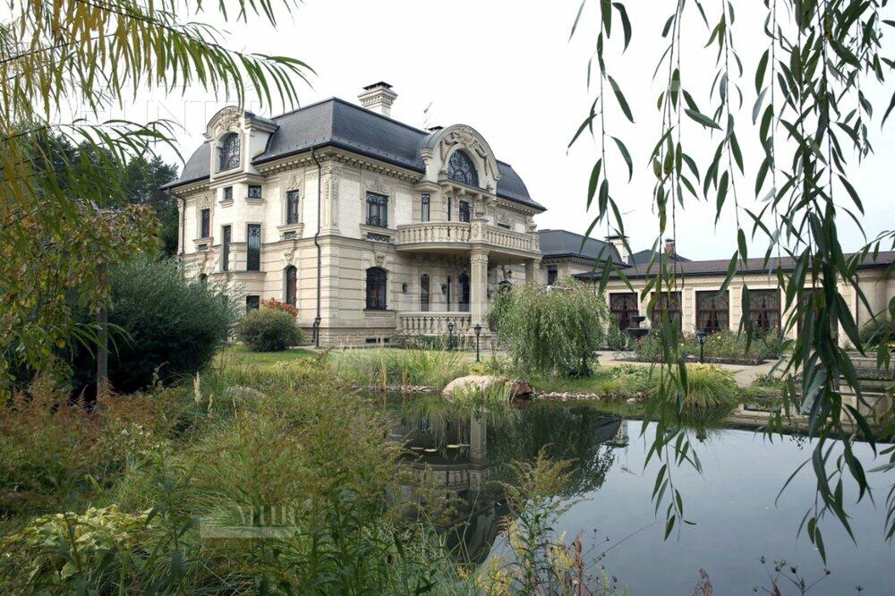 2-этажный коттедж 2 190 м² с отделкой