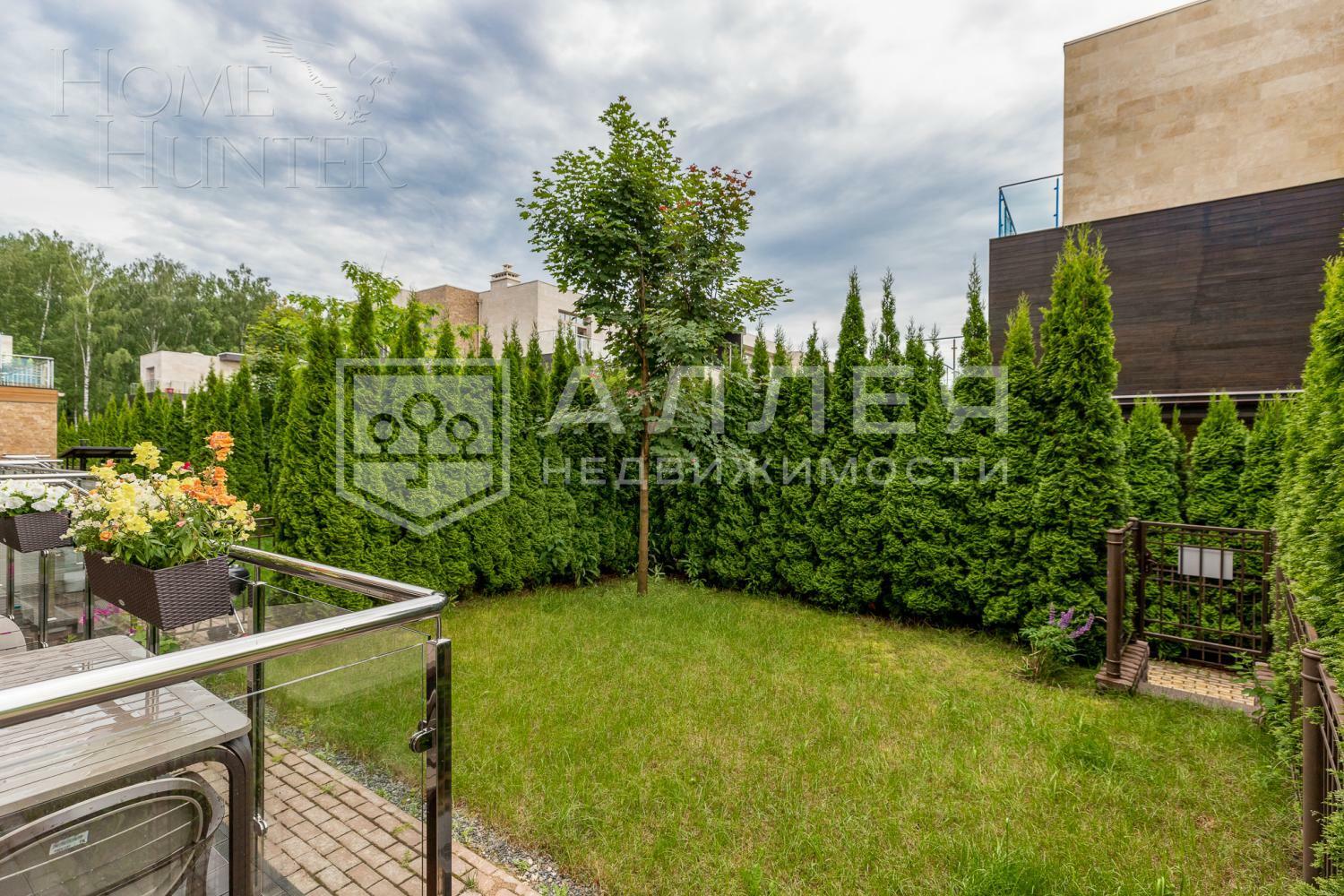 3-этажный таунхаус 300 м² с отделкой