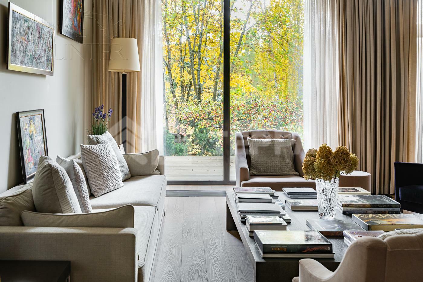 2-этажный коттедж 1 160 м² с отделкой