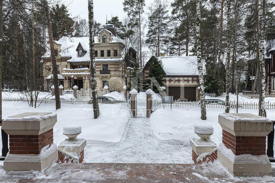 2-этажный коттедж 767 м² с отделкой