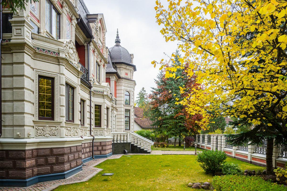 2-этажный коттедж 785 м² с отделкой