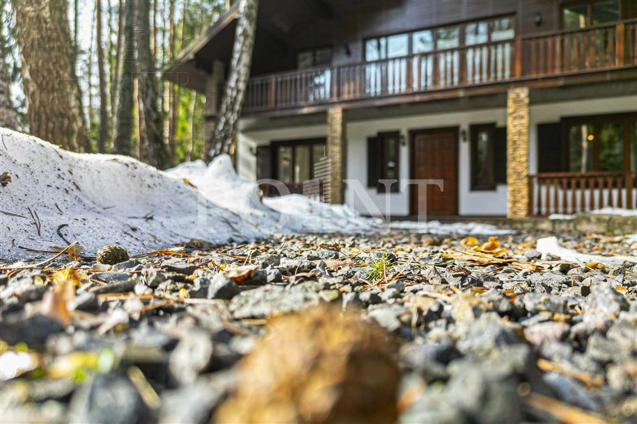 2-этажный коттедж 640 м² без отделки