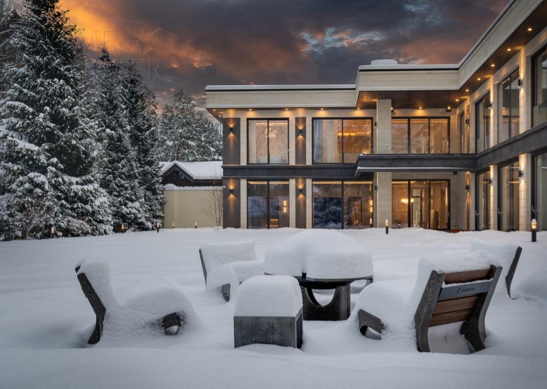 2-этажный коттедж 1 400 м² с отделкой