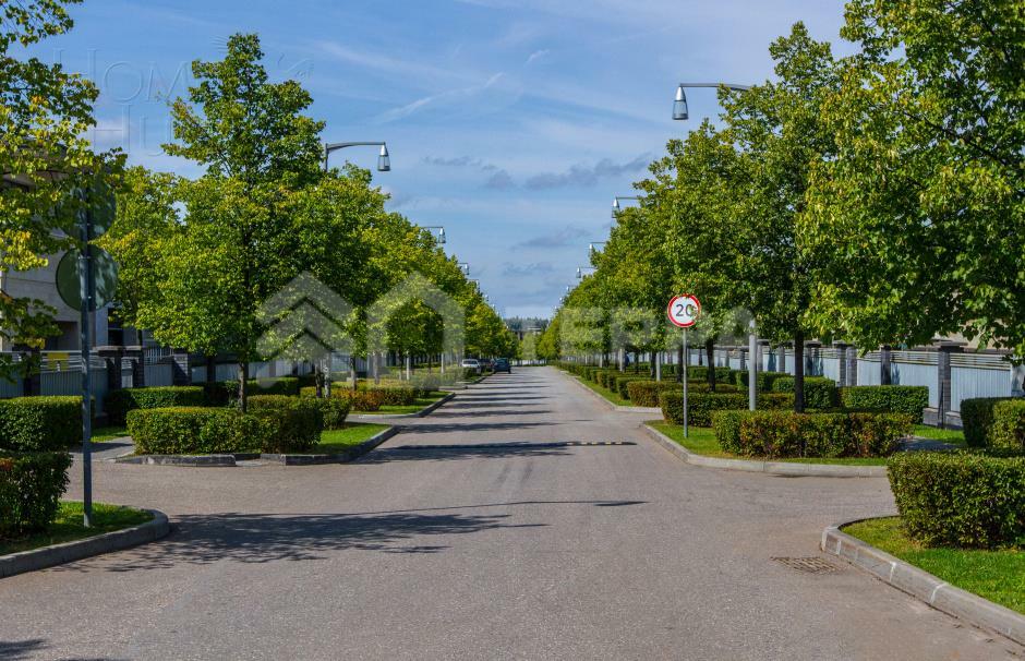 2-этажный коттедж 793.82 м² без отделки