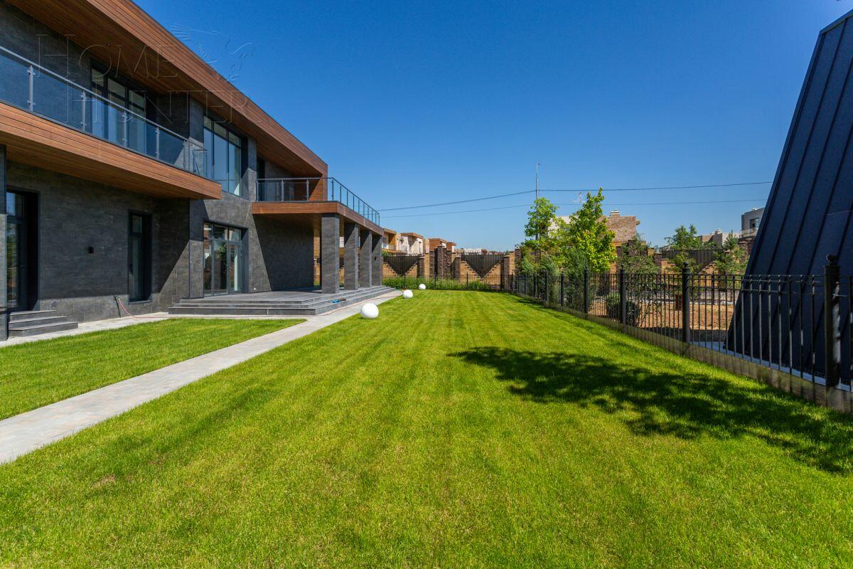 2-этажный коттедж 545 м² с отделкой