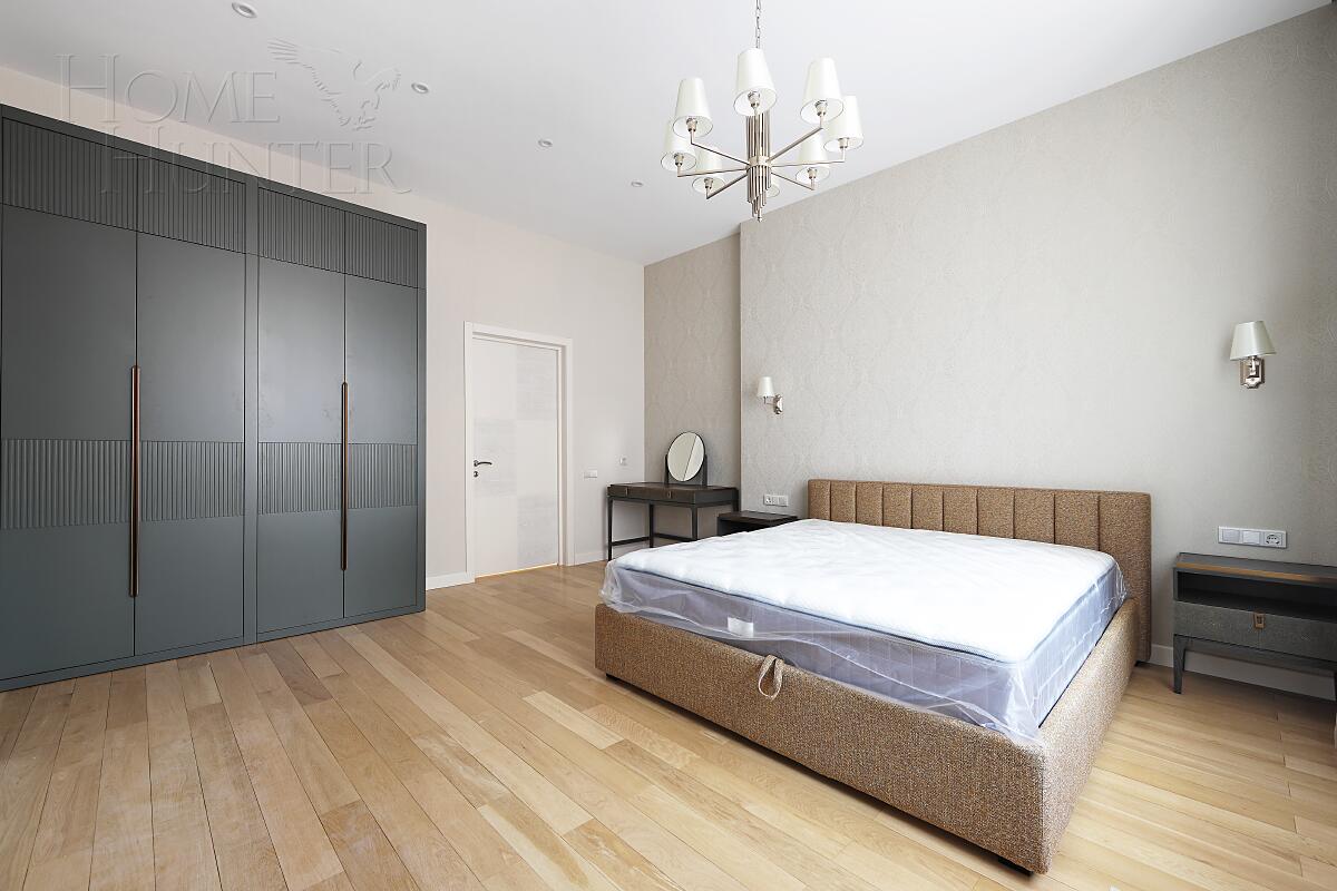 4-КОМН. КВАРТИРА С ОТДЕЛКОЙ 197.3 М² НА 4 ЭТАЖЕ