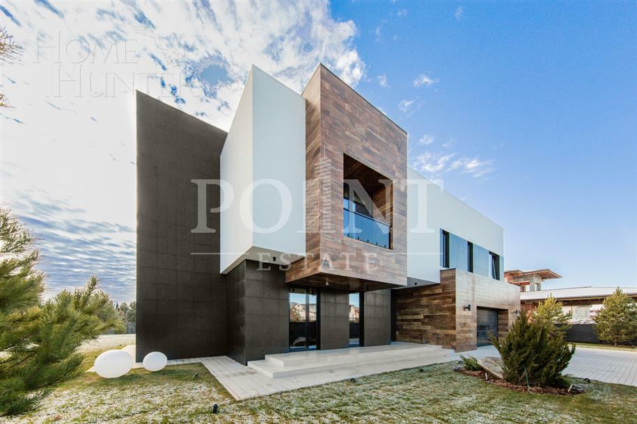 2-этажный коттедж 540 м² с отделкой