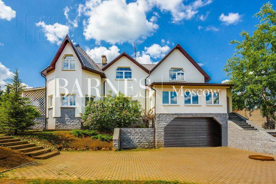 2-этажный коттедж 750 м² с отделкой