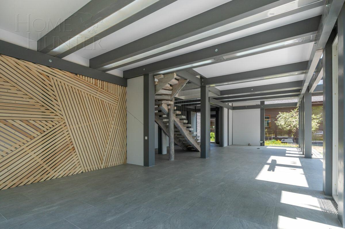 2-этажный коттедж 381 м² с отделкой