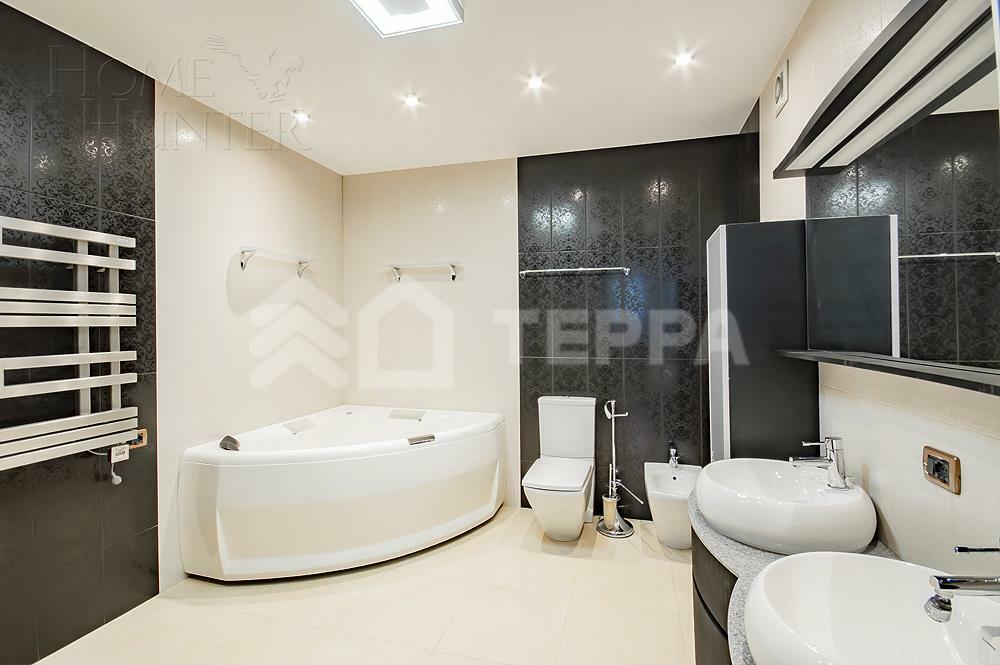 3-этажный таунхаус 350 м² с отделкой