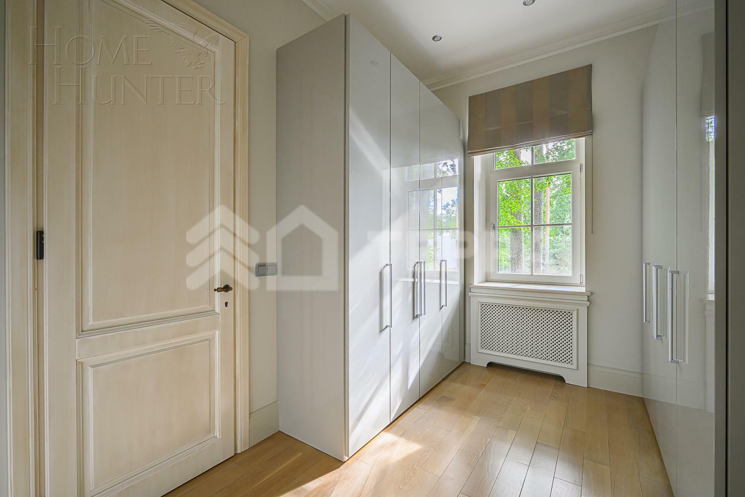 2-этажный коттедж 680 м² с отделкой