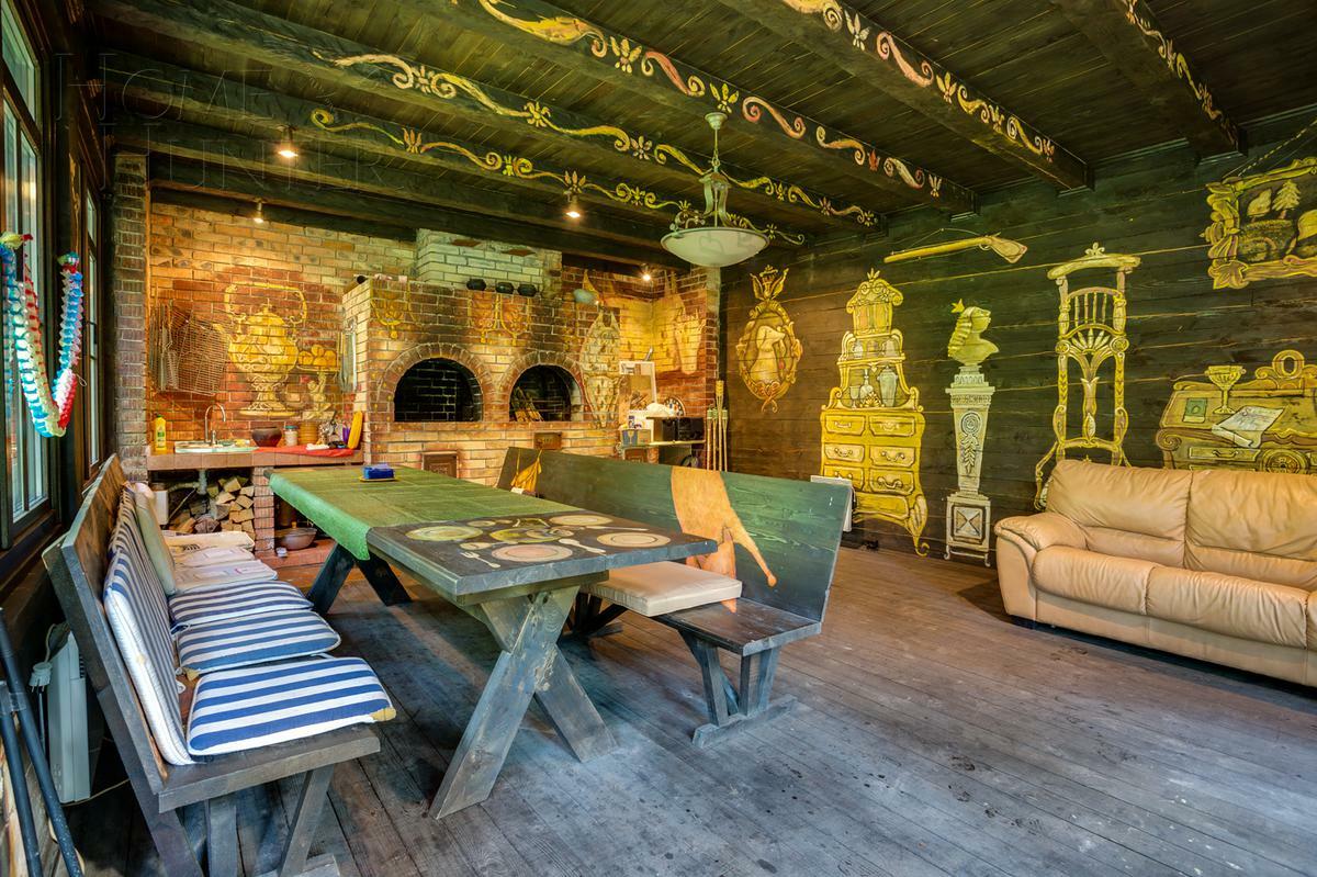 2-этажный коттедж 550 м² с отделкой