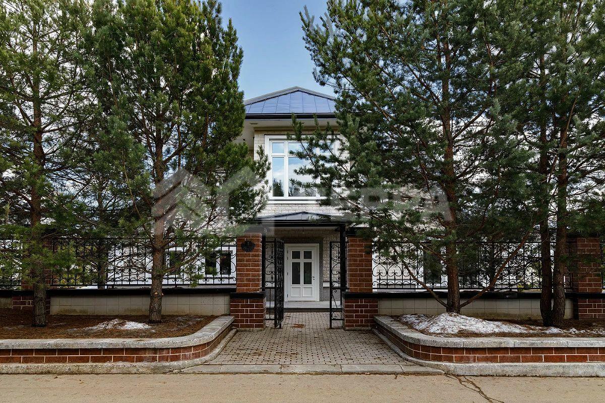 2-этажный коттедж 796 м² с отделкой