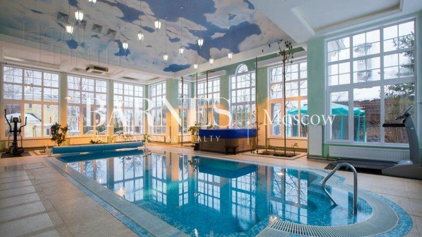 2-этажный коттедж 800 м² с отделкой