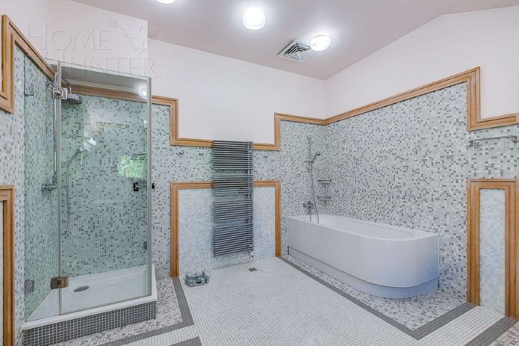 2-этажный коттедж 890 м² с отделкой