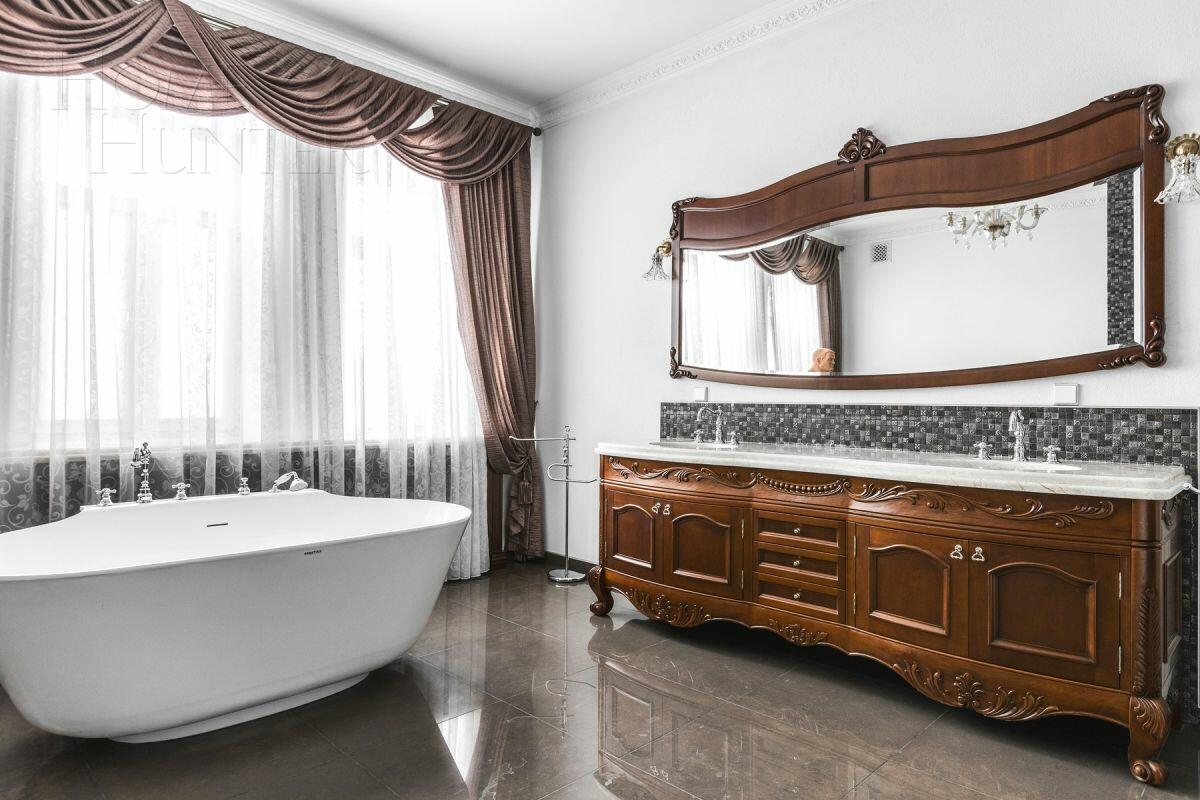 2-этажный коттедж 817 м² с отделкой