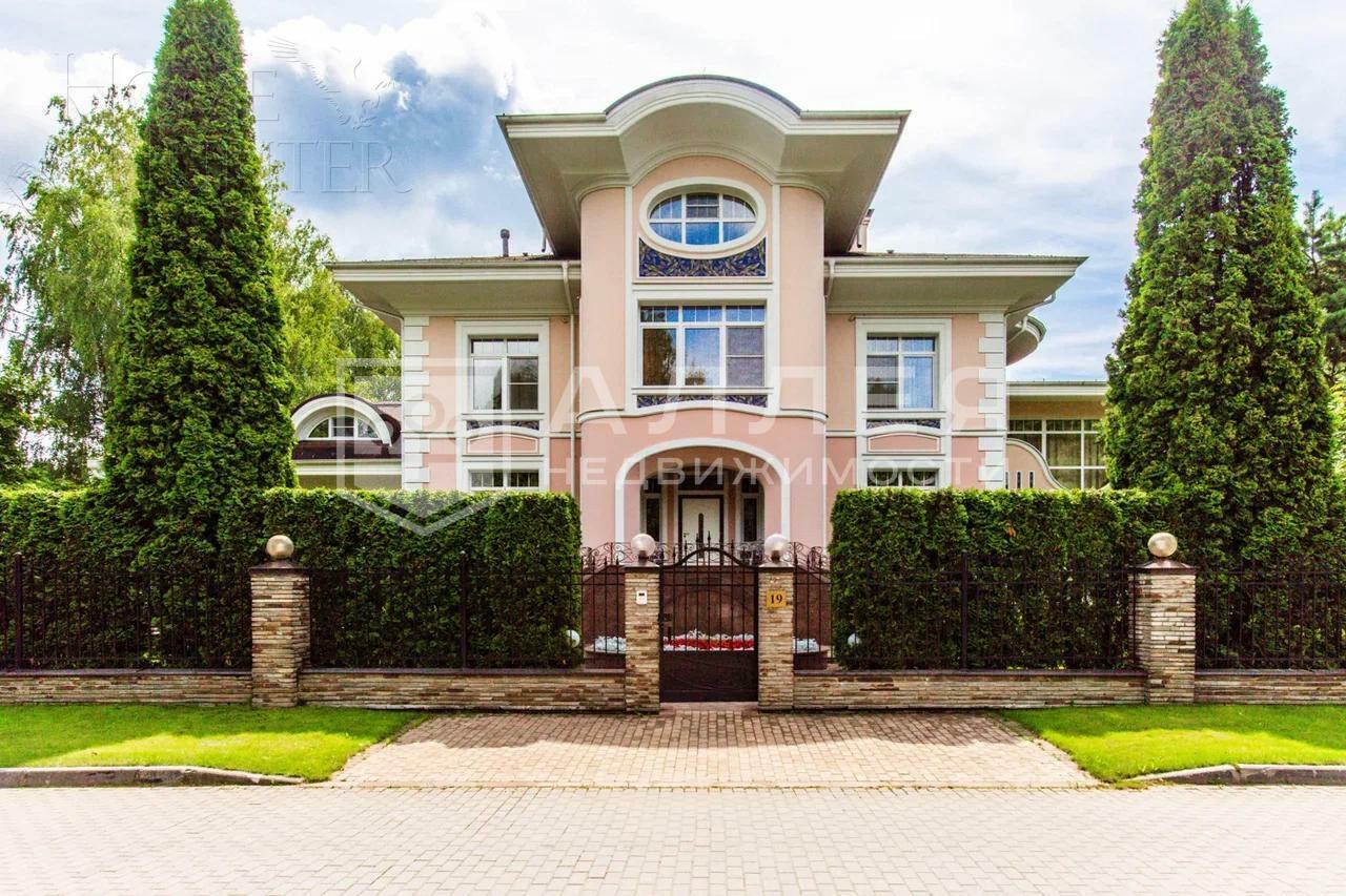 2-этажный коттедж 950 м² с отделкой