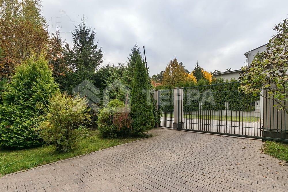 2-этажный коттедж 900 м² с отделкой