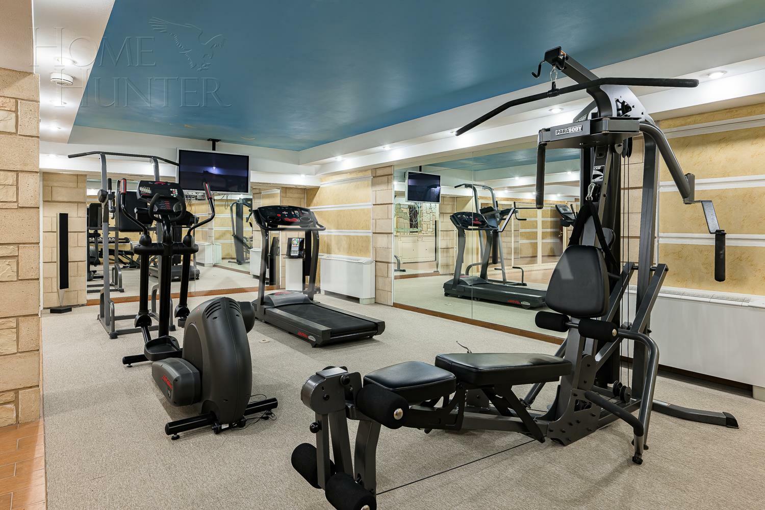 2-этажный коттедж 1 250 м² с отделкой