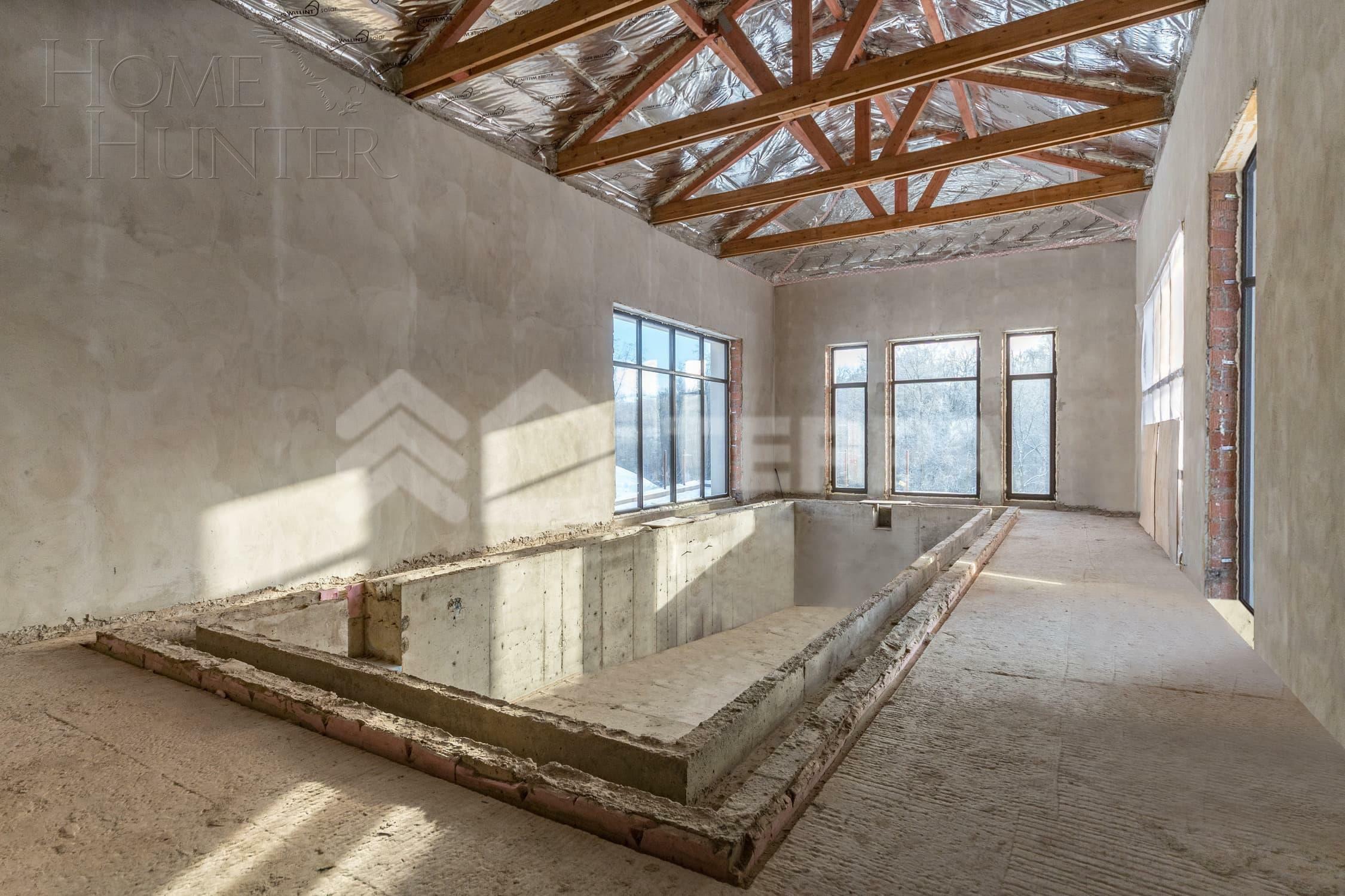 2-этажный коттедж 1 800 м² без отделки