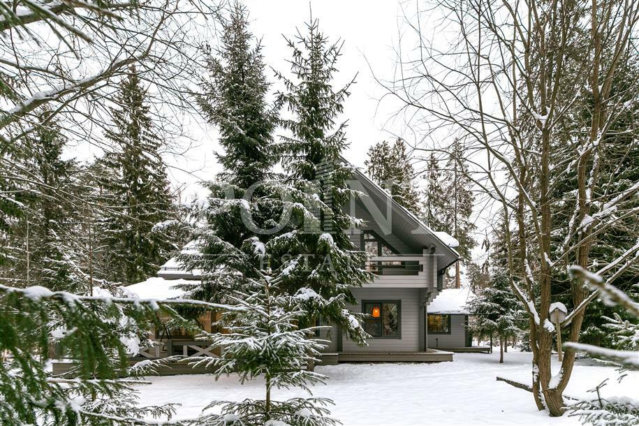 2-этажный коттедж 400 м² с отделкой