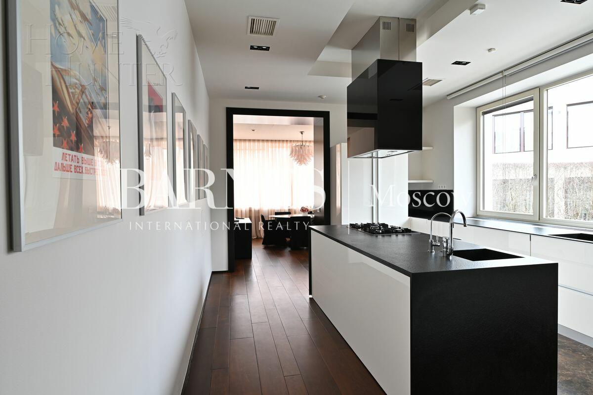 2-этажный коттедж 637 м² с отделкой