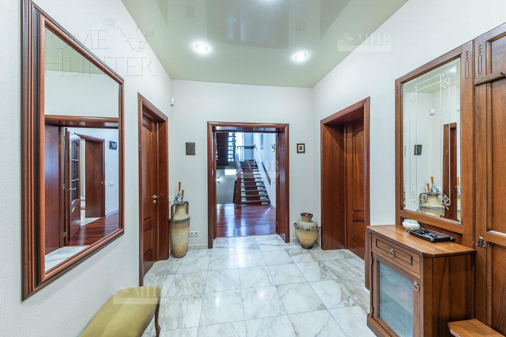 2-этажный коттедж 740 м² с отделкой