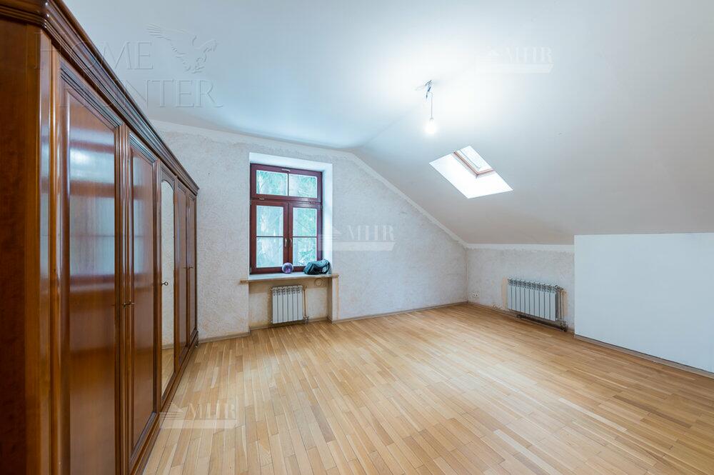 2-этажный коттедж 550 м² с отделкой