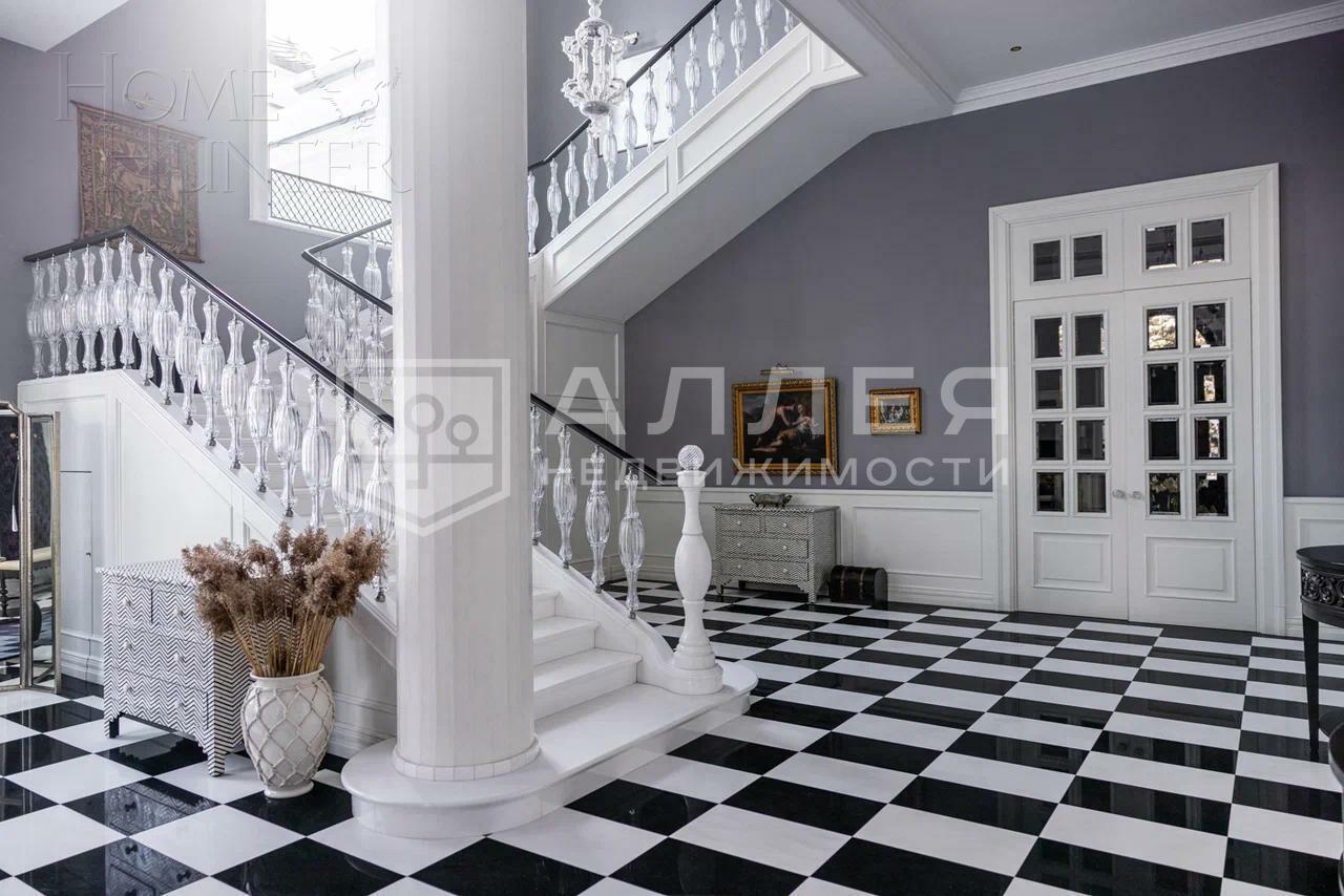 2-этажный коттедж 2 000 м² с отделкой