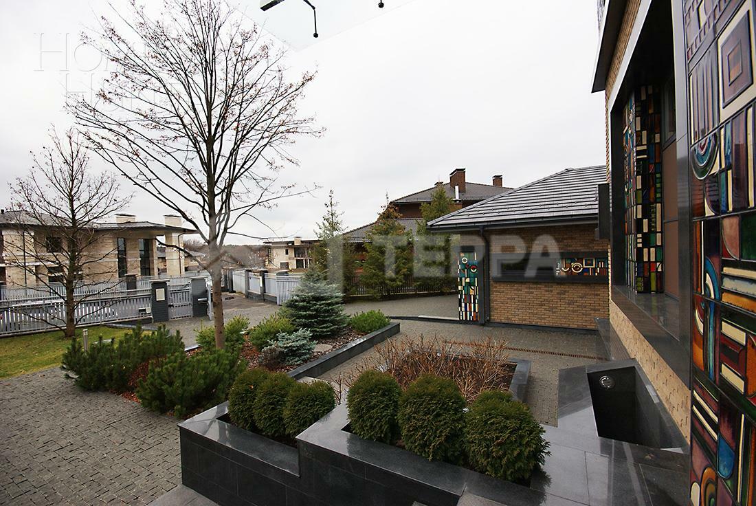 2-этажный коттедж 750 м² с отделкой