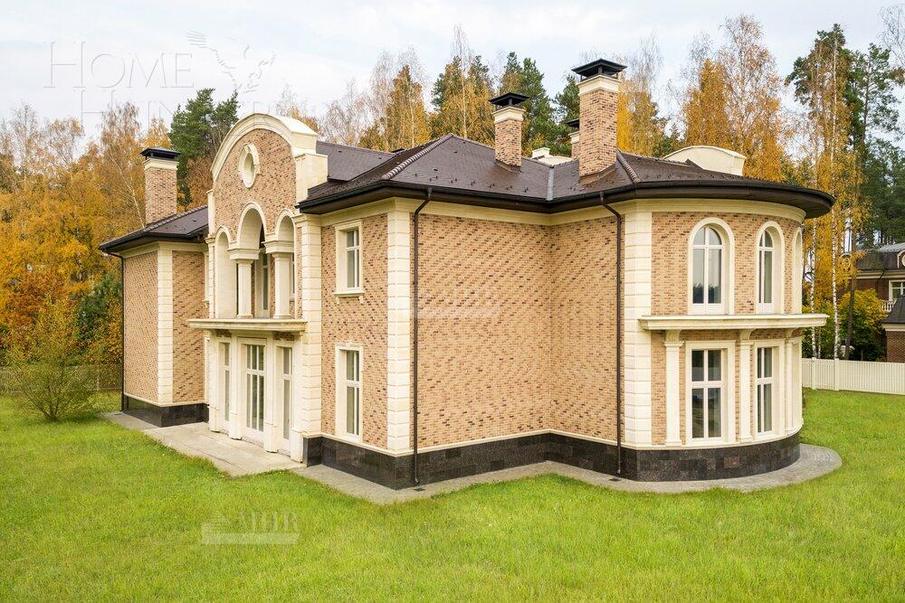 2-этажный коттедж 1 289 м² без отделки