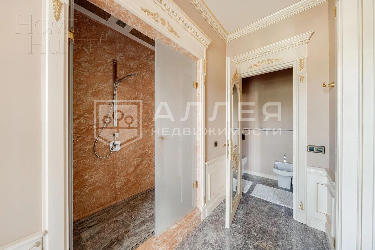 2-этажный коттедж 1 500 м² с отделкой