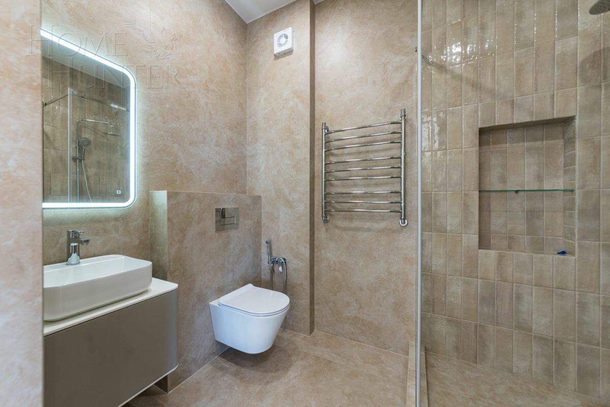 2-этажный коттедж 640 м² с отделкой