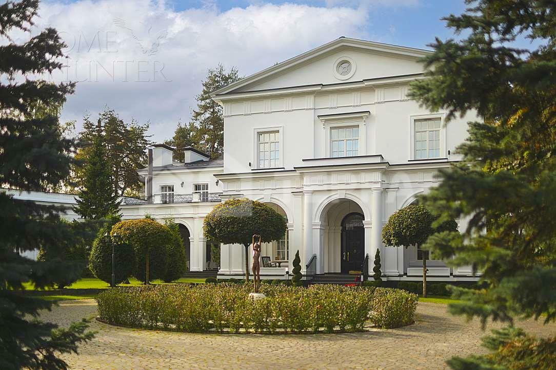 2-этажный коттедж 2 000 м² с отделкой