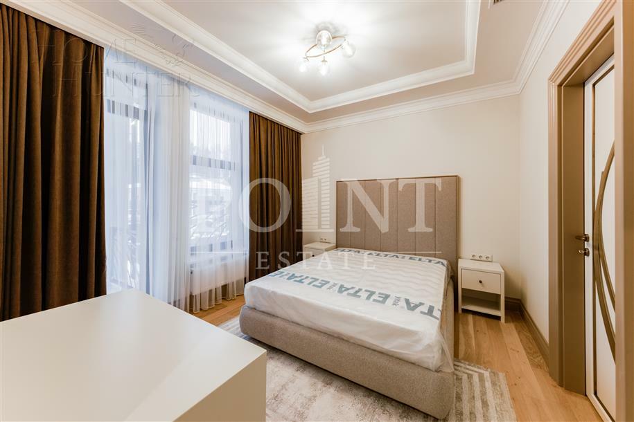 2-этажный коттедж 400 м² с отделкой