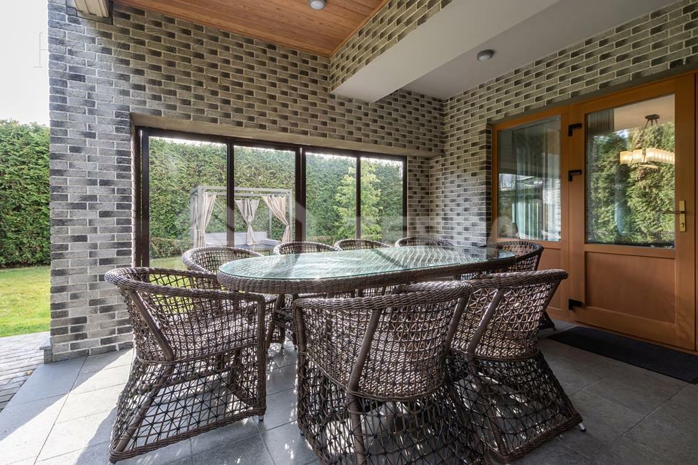 2-этажный коттедж 400 м² с отделкой