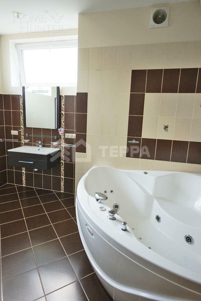 3-этажный таунхаус 288 м² с отделкой