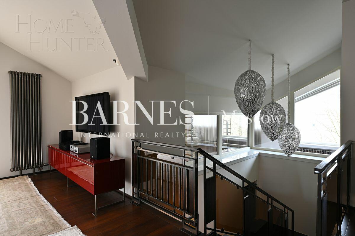 2-этажный коттедж 637 м² с отделкой