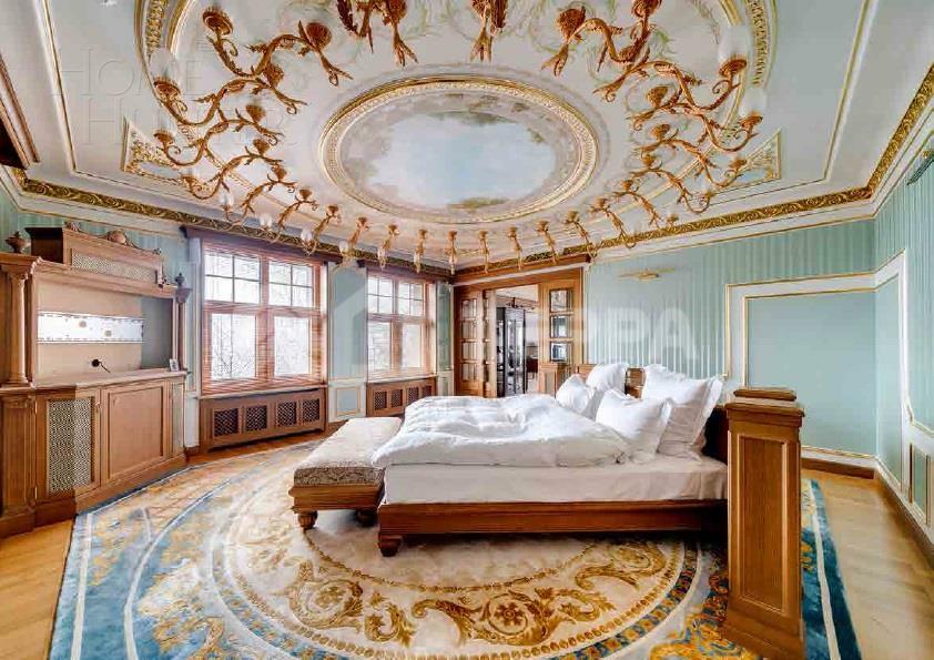 2-этажный коттедж 1 700 м² с отделкой