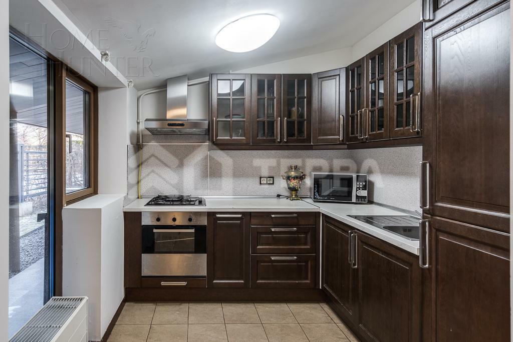 2-этажный коттедж 1 360 м² с отделкой