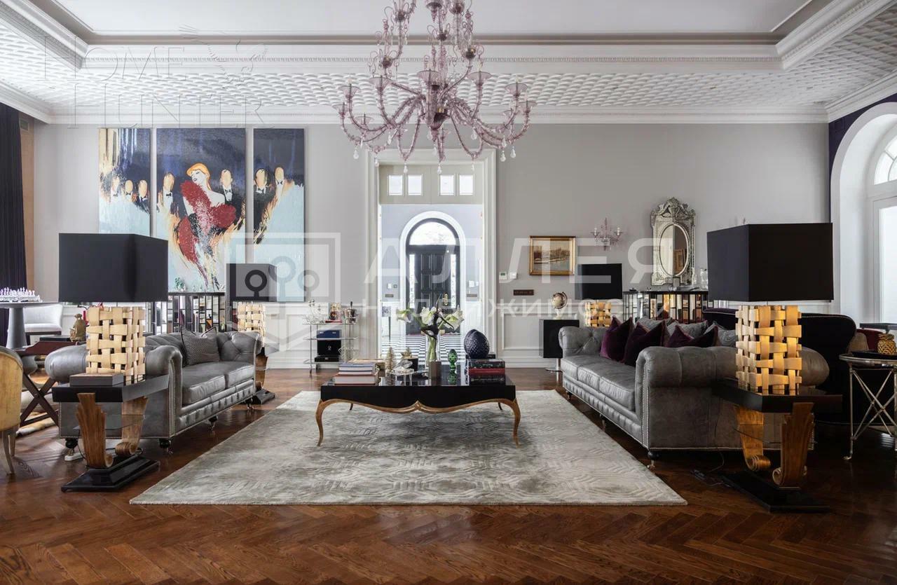 2-этажный коттедж 2 000 м² с отделкой