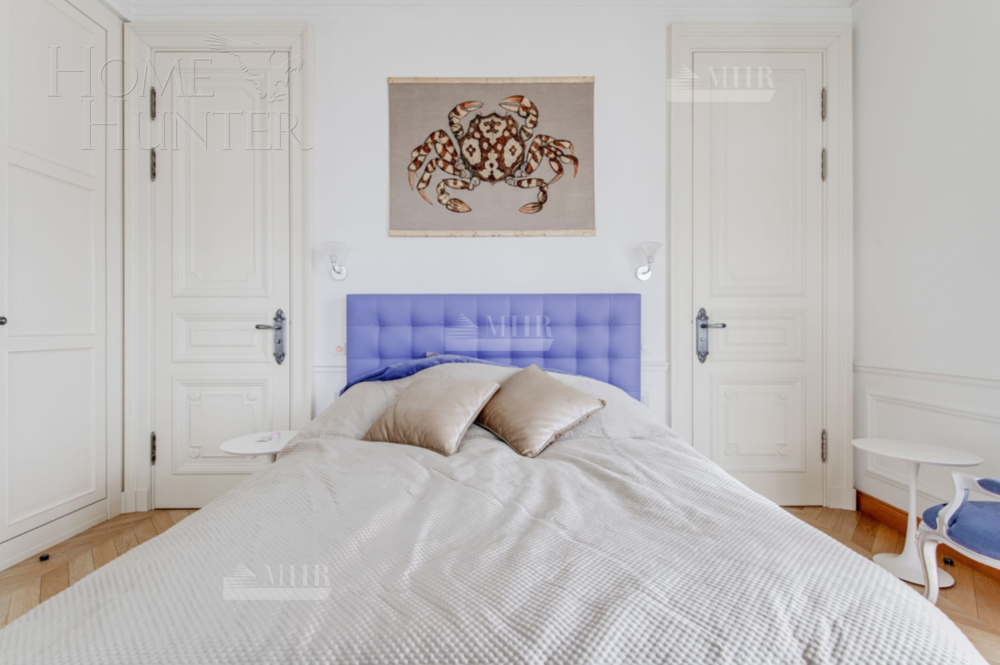 2-этажный коттедж 1 100 м² с отделкой