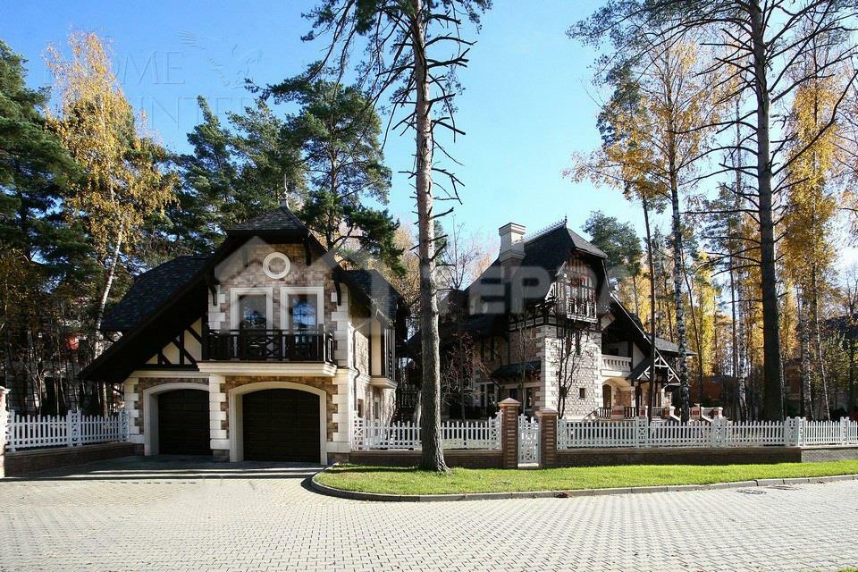 2-этажный коттедж 767 м² с отделкой