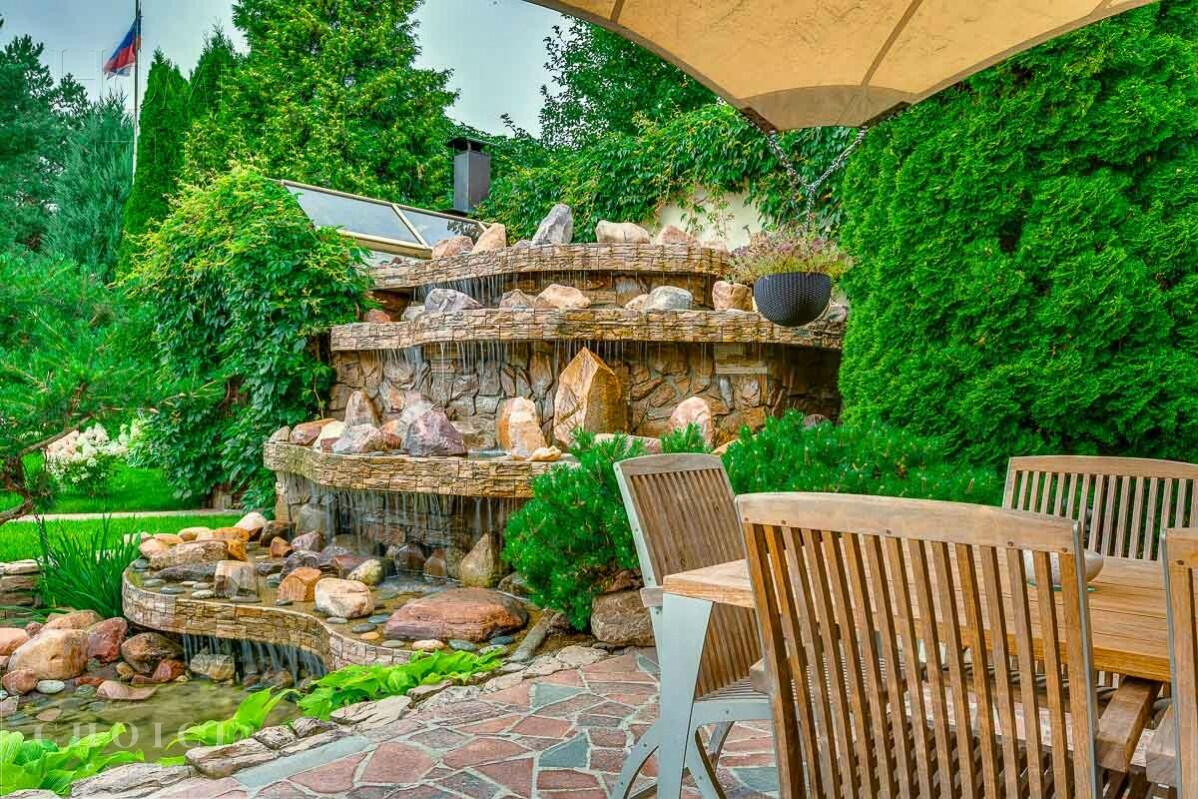 2-этажный коттедж 540 м² с отделкой