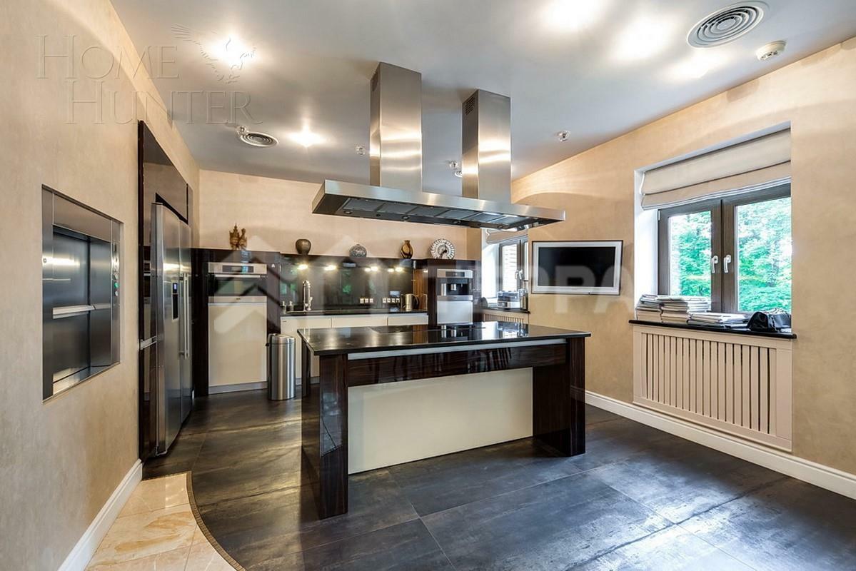 ТАУНХАУС 540 м² с отделкой